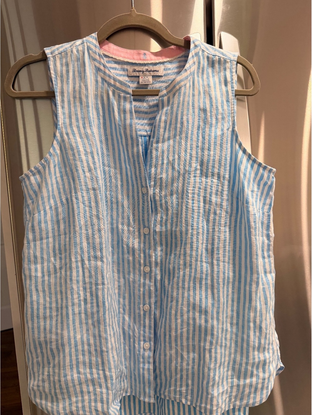 Tommy Bahama linen sleeveless blouse